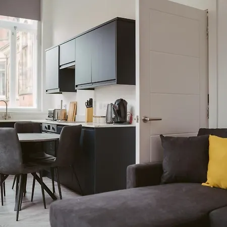 3 1 Bedroom, Sleeps X 4